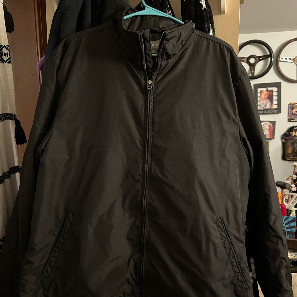 Merona Black Windbreaker Jacket with Weather-Resistant Fabric